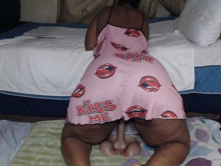 Prettybkack25's Live Webcam