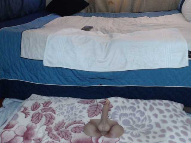 Prettybkack25 live webcam show