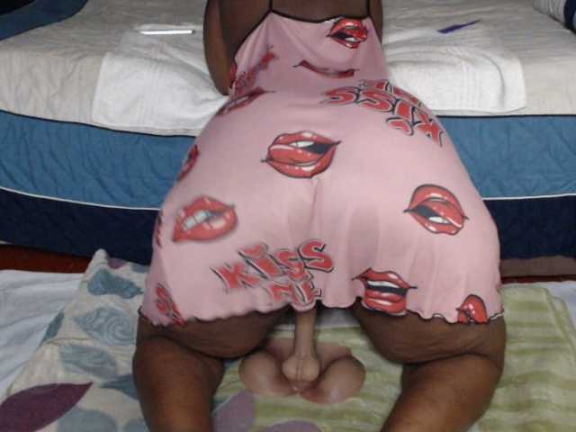 Prettybkack25 live webcam show