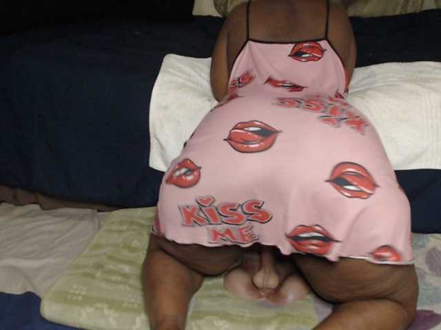 Prettybkack25 live cam on BongaCams