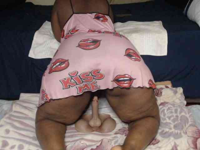 Prettybkack25 webcam