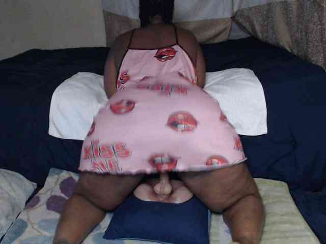 Prettybkack25 webcam