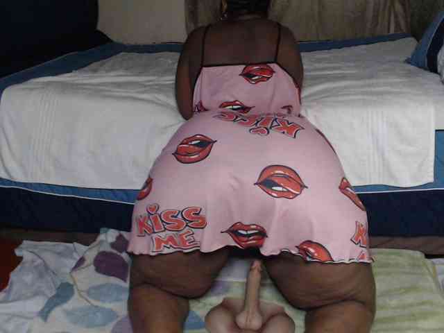 Prettybkack25 webcam