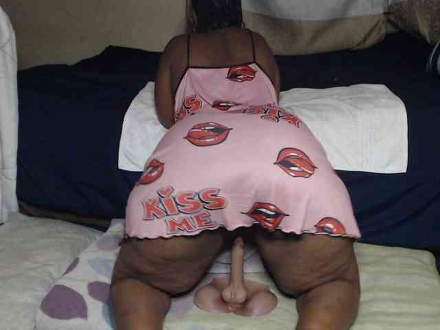 Prettybkack25 webcam