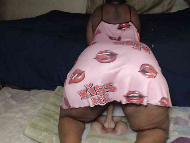 Prettybkack25 webcam