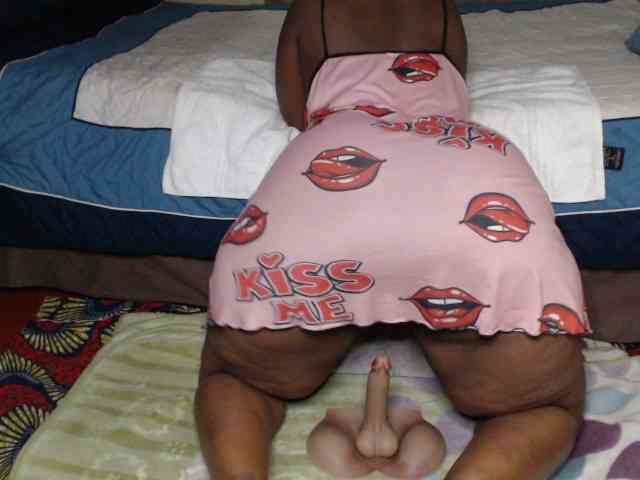 Prettybkack25 webcam