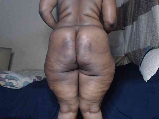 Prettybkack25 webcam