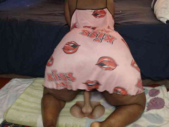 Prettybkack25 webcam