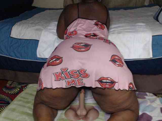 Prettybkack25 webcam