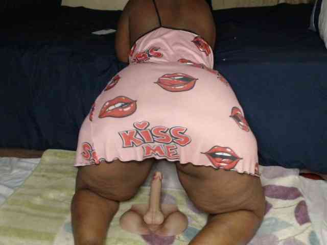 Prettybkack25 webcam