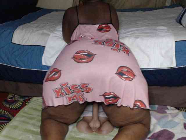 Prettybkack25 webcam