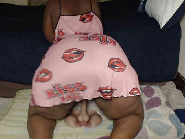 Prettybkack25 webcam