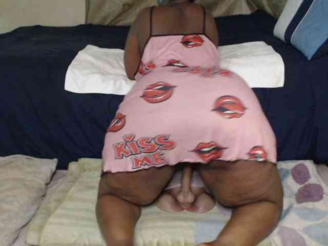 Prettybkack25 webcam