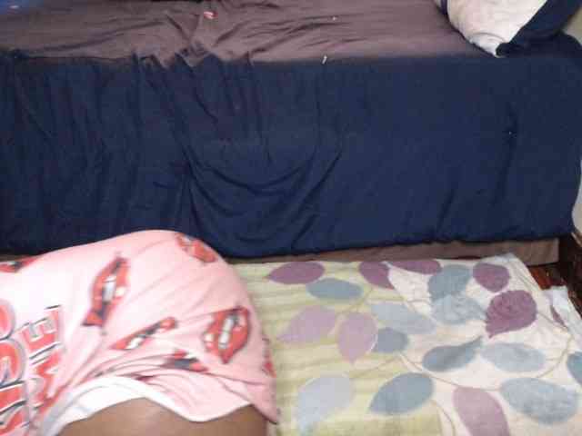 Prettybkack25 webcam