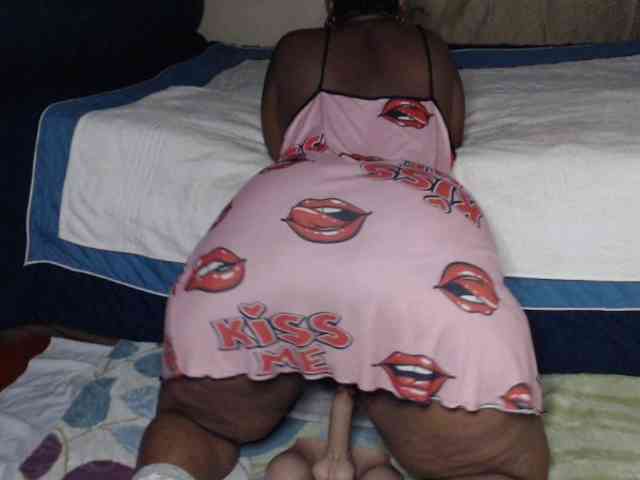 Prettybkack25 webcam