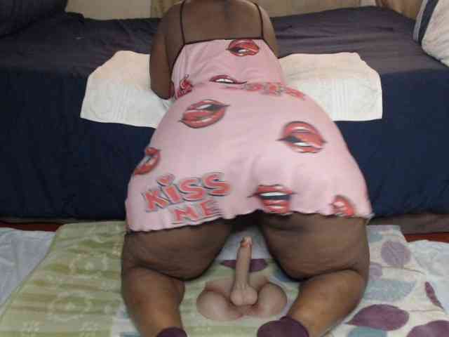 Prettybkack25 webcam