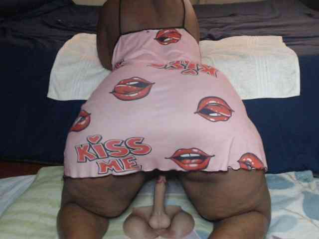 Prettybkack25 webcam