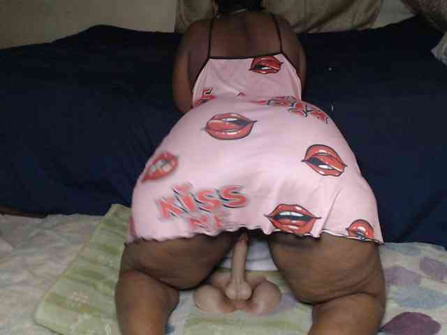 Prettybkack25 webcam