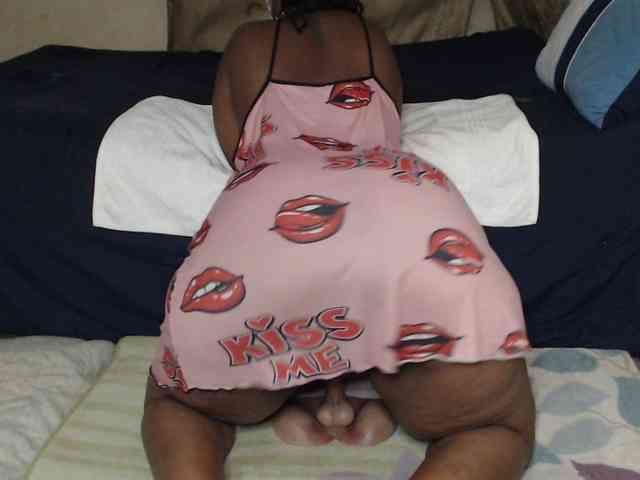 Prettybkack25 webcam