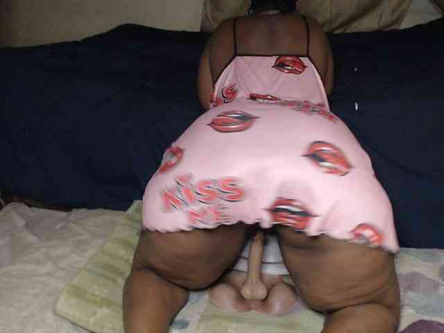 Prettybkack25 webcam
