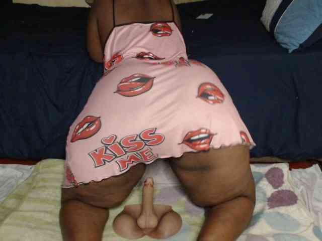 Prettybkack25 webcam