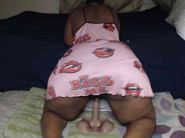 Prettybkack25 webcam