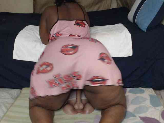 Prettybkack25 webcam