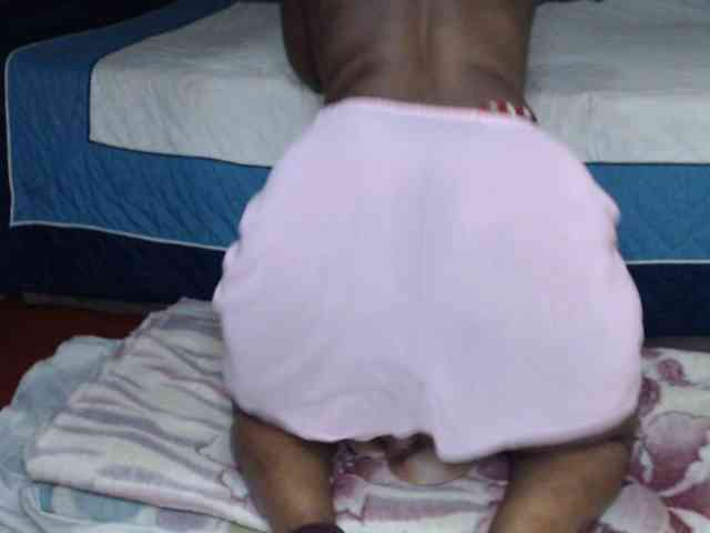 Prettybkack25 webcam