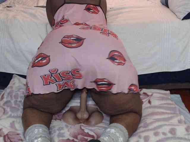 Prettybkack25 webcam