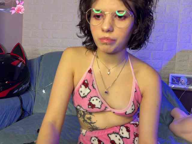 KatyaZaitseva webcam