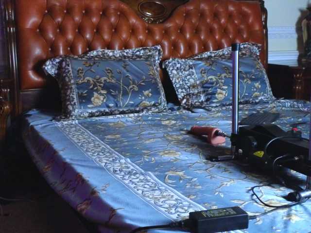  Alina-Grosu chat room