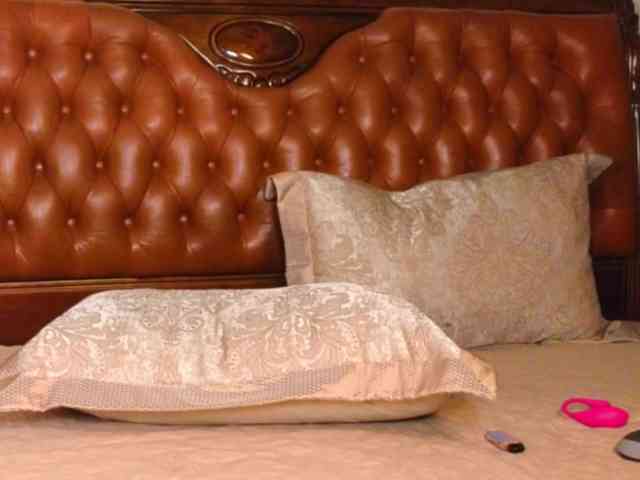 Alina-Grosu Sex Cam Show