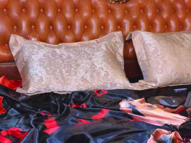 Alina-Grosu Sex Cam Show