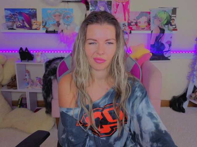 LunaRishi — live female cam