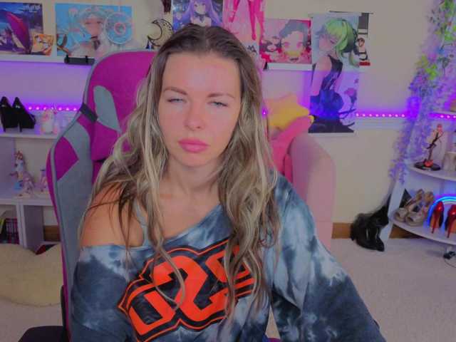 LunaRishi — live female cam