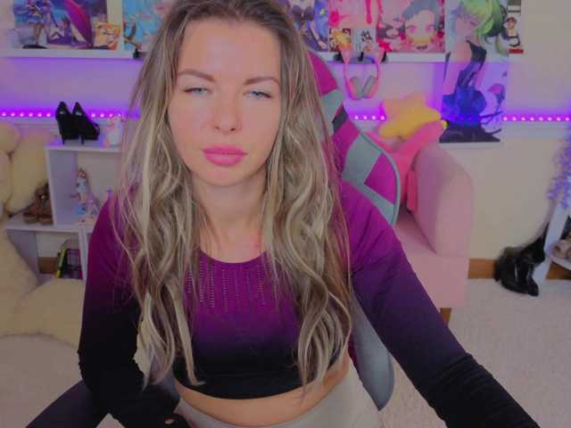 LunaRishi live cam on BongaCams