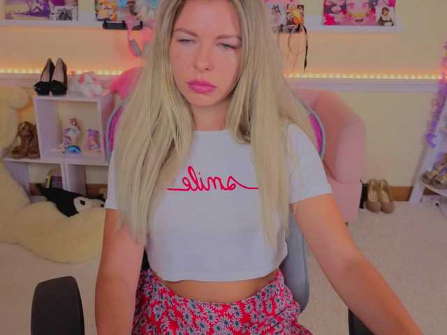 LunaRishi live webcam show