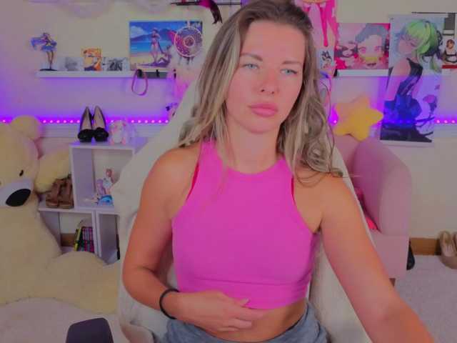 LunaRishi live cam on BongaCams