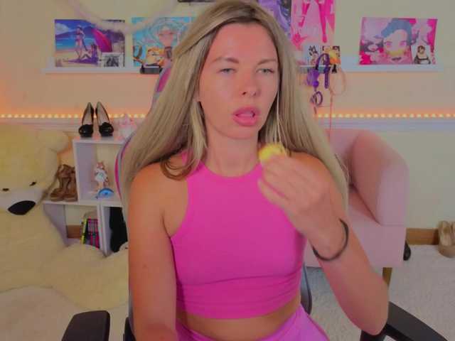 LunaRishi live webcam show