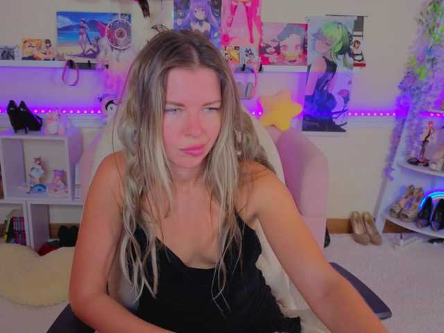 LunaRishi live cam on BongaCams