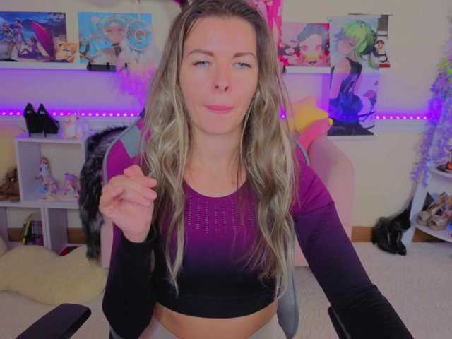 LunaRishi live cam on BongaCams