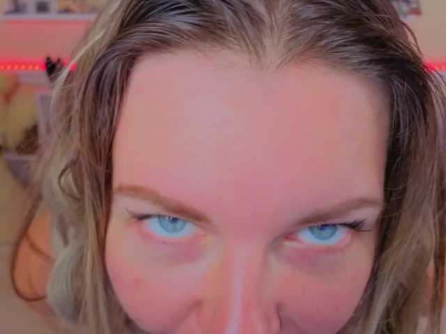 LunaRishi live cam on BongaCams