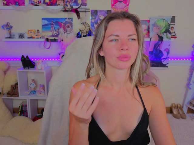 LunaRishi live cam on BongaCams