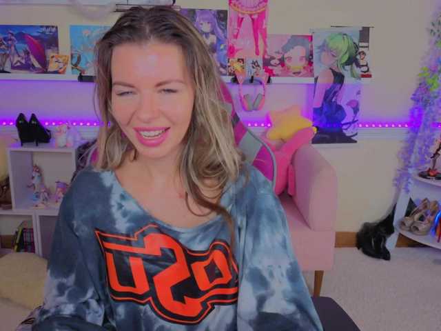 LunaRishi — live female cam