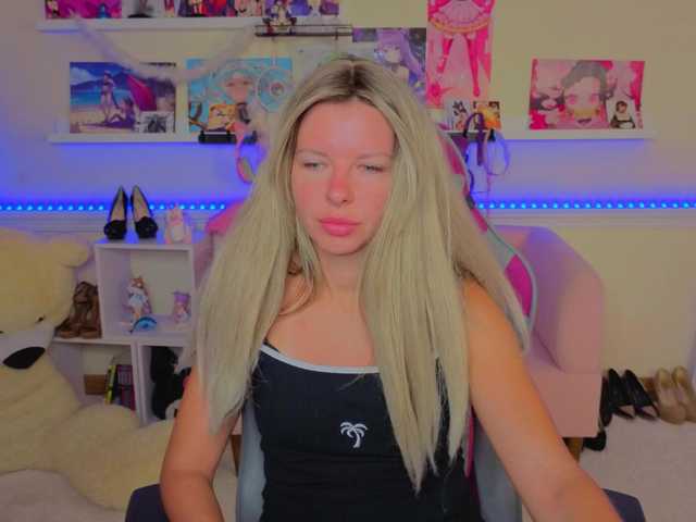 LunaRishi live webcam show