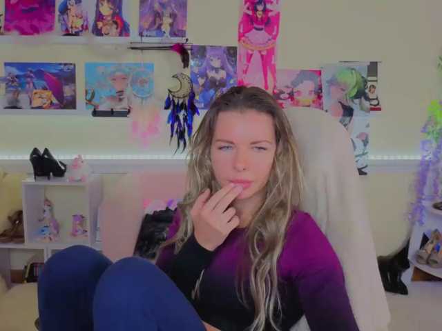 LunaRishi live cam on BongaCams