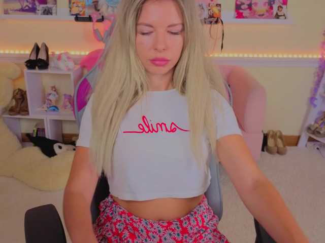 LunaRishi live webcam show