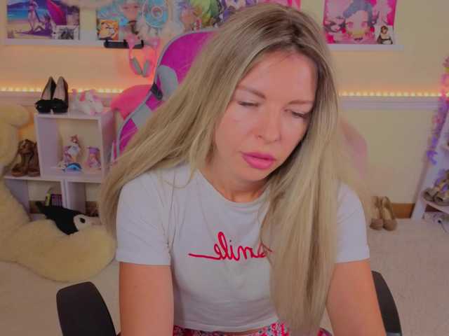 LunaRishi live cam on BongaCams