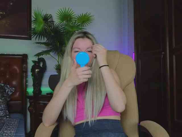 LunaRishi webcam