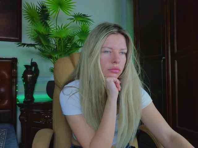 LunaRishi webcam